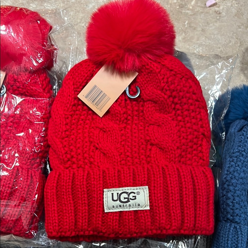 - RED Ugg Beanie Boggin